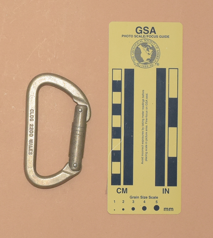 706: Clog D Front View