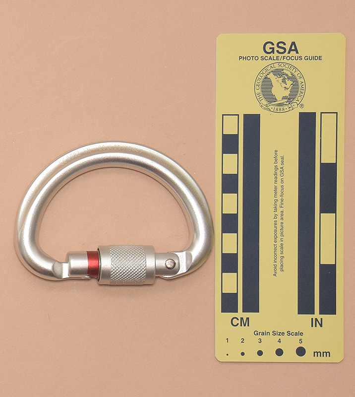 393: Petzl Omni Screw-Lock Rear View