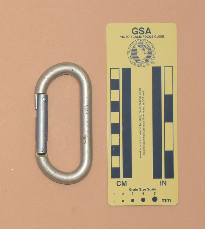 714: Climb High Oval Rear View