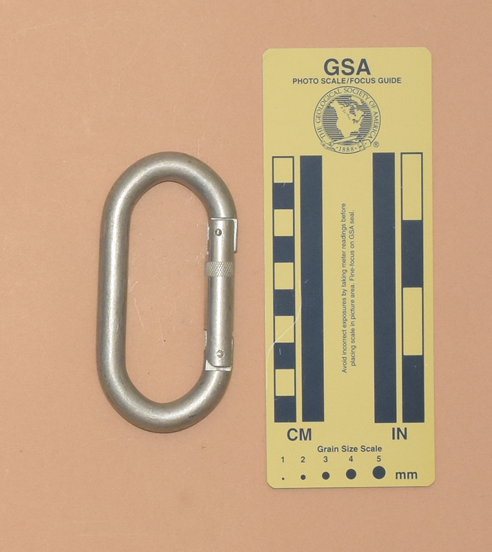 724: Midwest Mountaineering Oval Front View